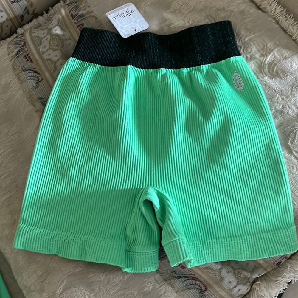 Free People Movement Seamless pull on Shorts - new with tags